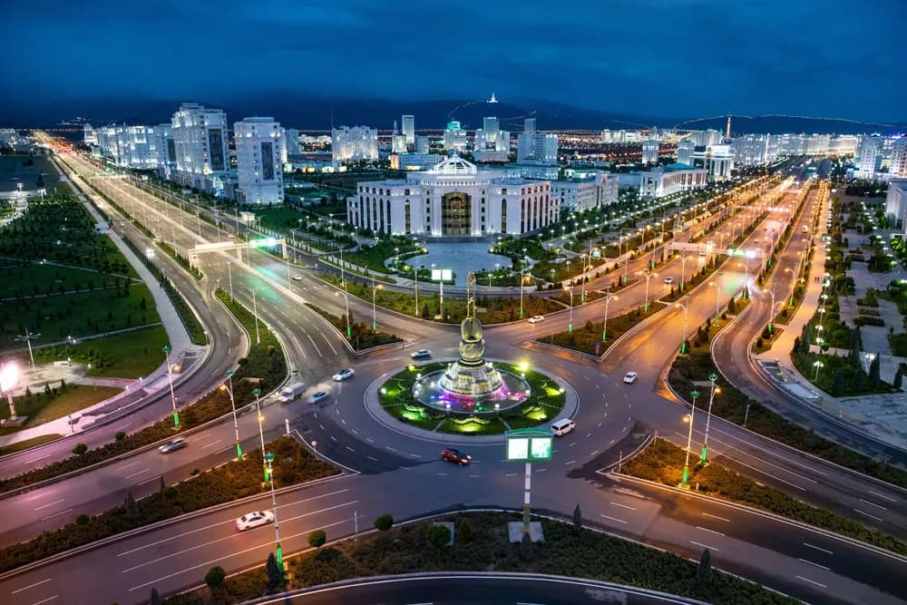 Following summer heat of up to +40°C, autumn coolness arrives in Turkmenistan