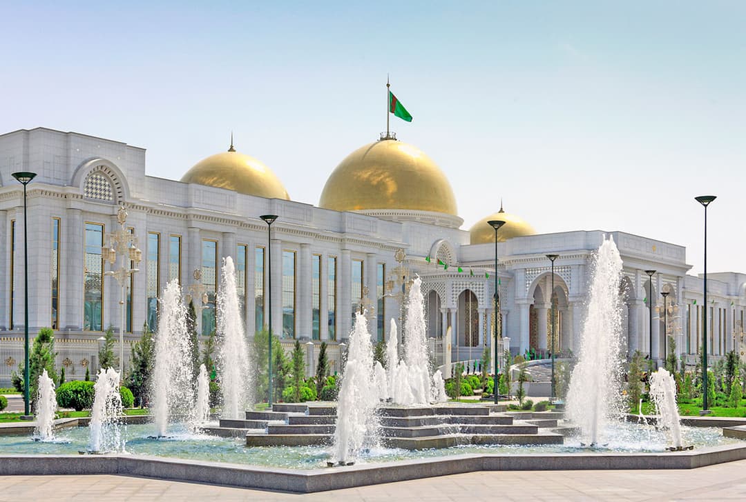 President of Turkmenistan appoints new ambassadors to Cuba and Ghana